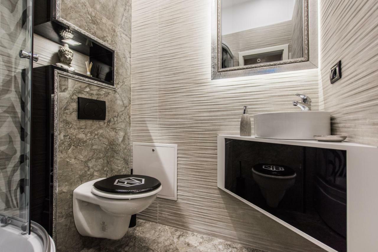 H&V Residence - Diamond Bungalow Apartment Arad Exterior foto